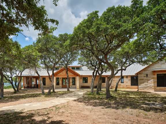 2021 Travis Peak Home Skalla Marble Falls TX web 2