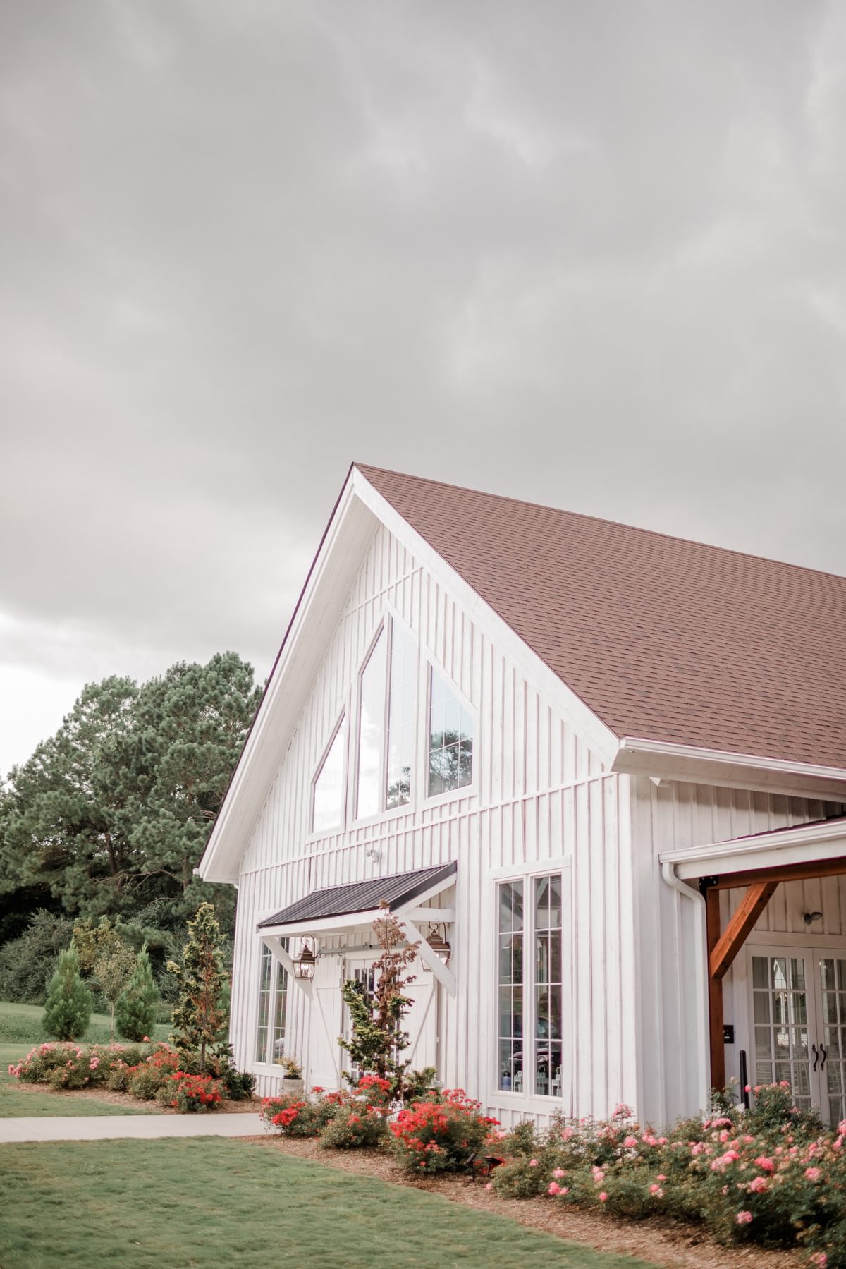 Timberlyne Commercial Barn Timber Frame Aurora Farms 2