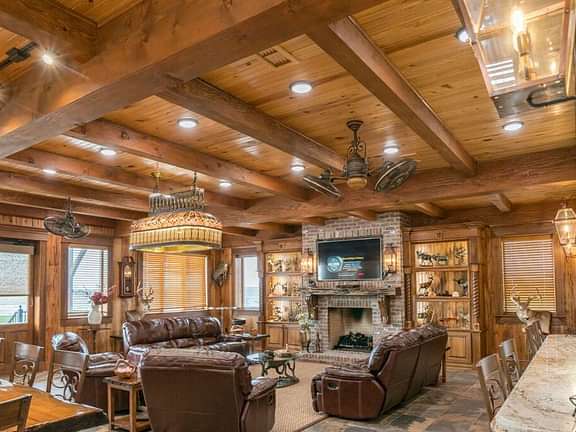 Daves bayou timber frame commercial project 1