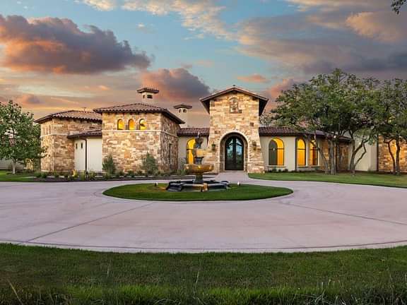 Texas timber frames Mediterranean 1