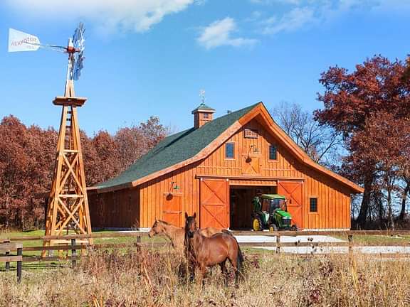 Traditional barn ponderosa country GSH0313 Main image