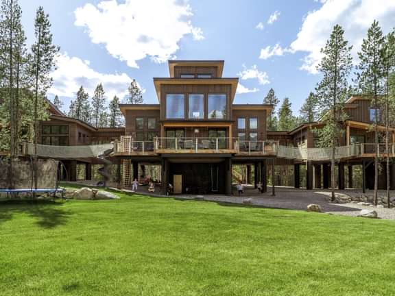 1 DSC07866 A A WEB Resized