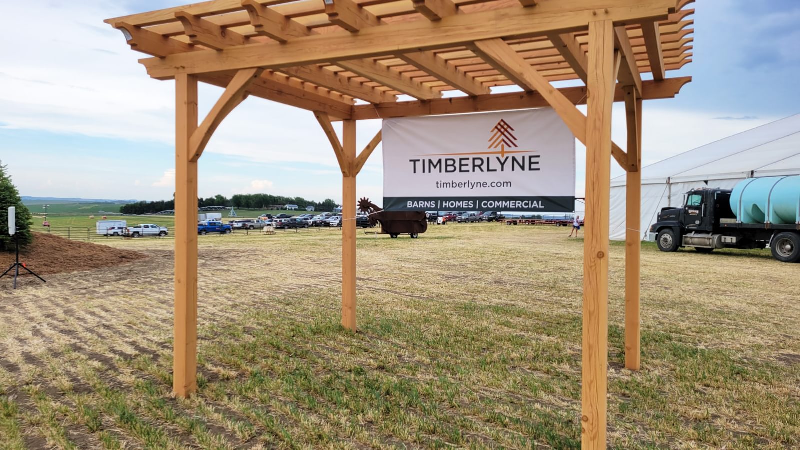 2023 NE Cattlmens Ball Pergola Complete with Banner 1