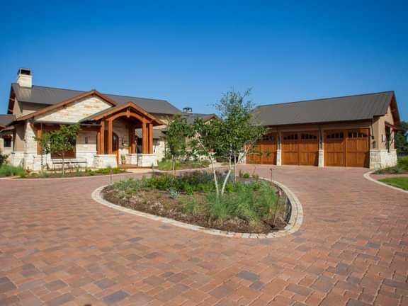 3 29 21 Austin Hybrid Home Pete Golde Texas web 1