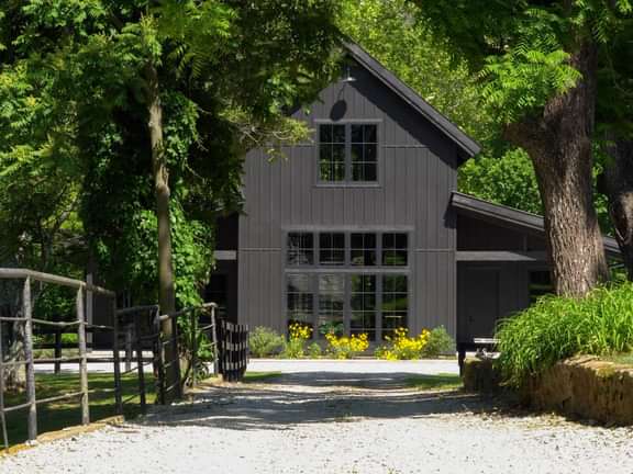 3 29 21 Spain Ranch Wedding Venue Jenks Oklahoma black barn web 14