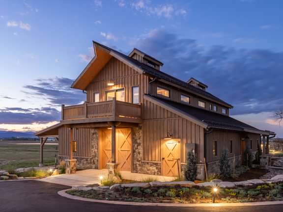 8411 N 73rd St 472 Web